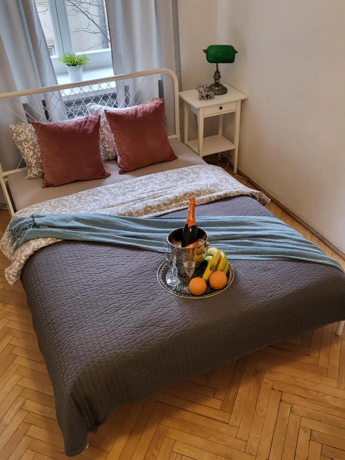 Apartamenty - MI OLD TOWN ŚWIĘTOJAŃSKA Warszawa Zewnętrze zdjęcie